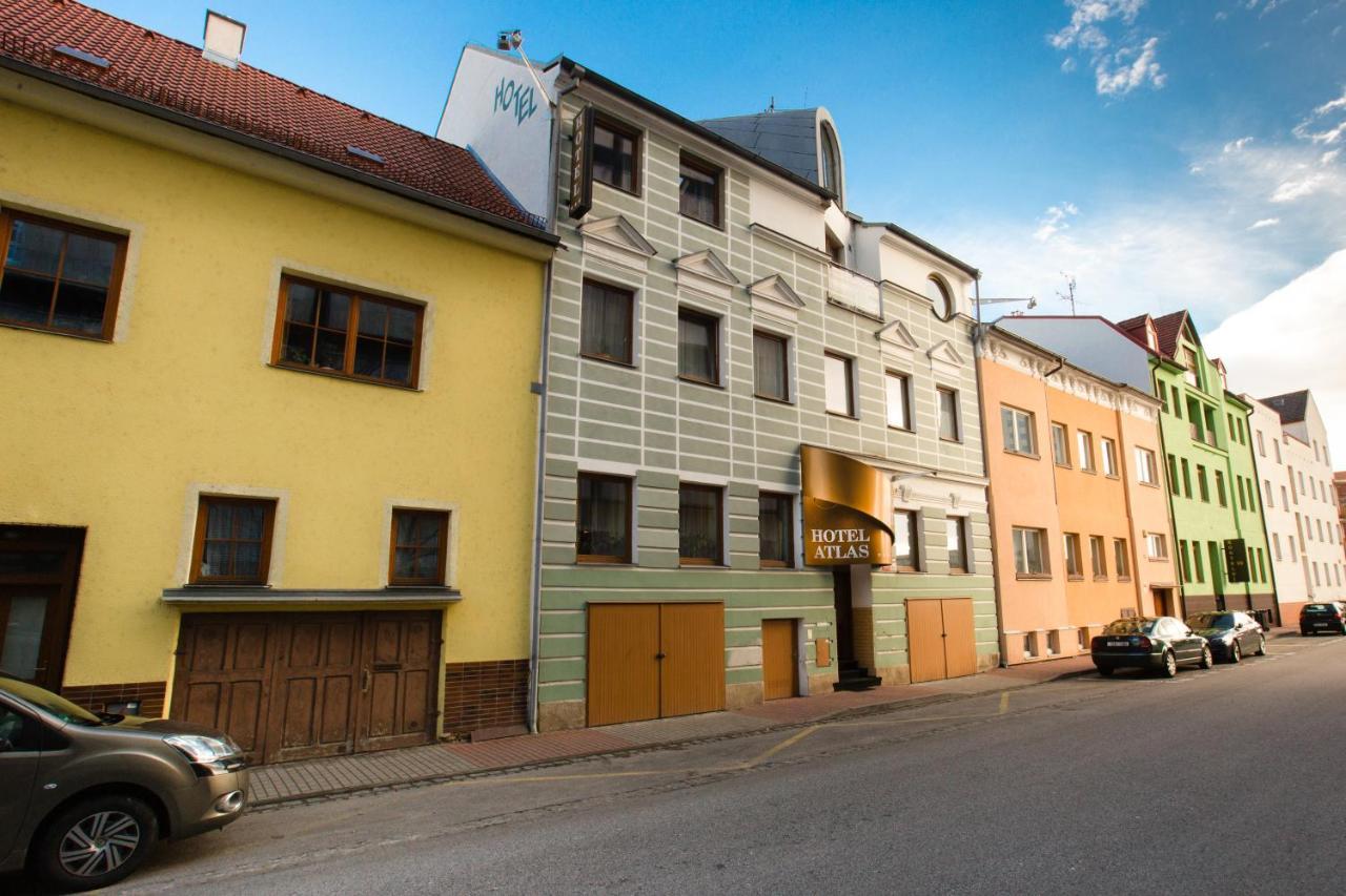 Hotel Atlas Ceske Budejovice Luaran gambar