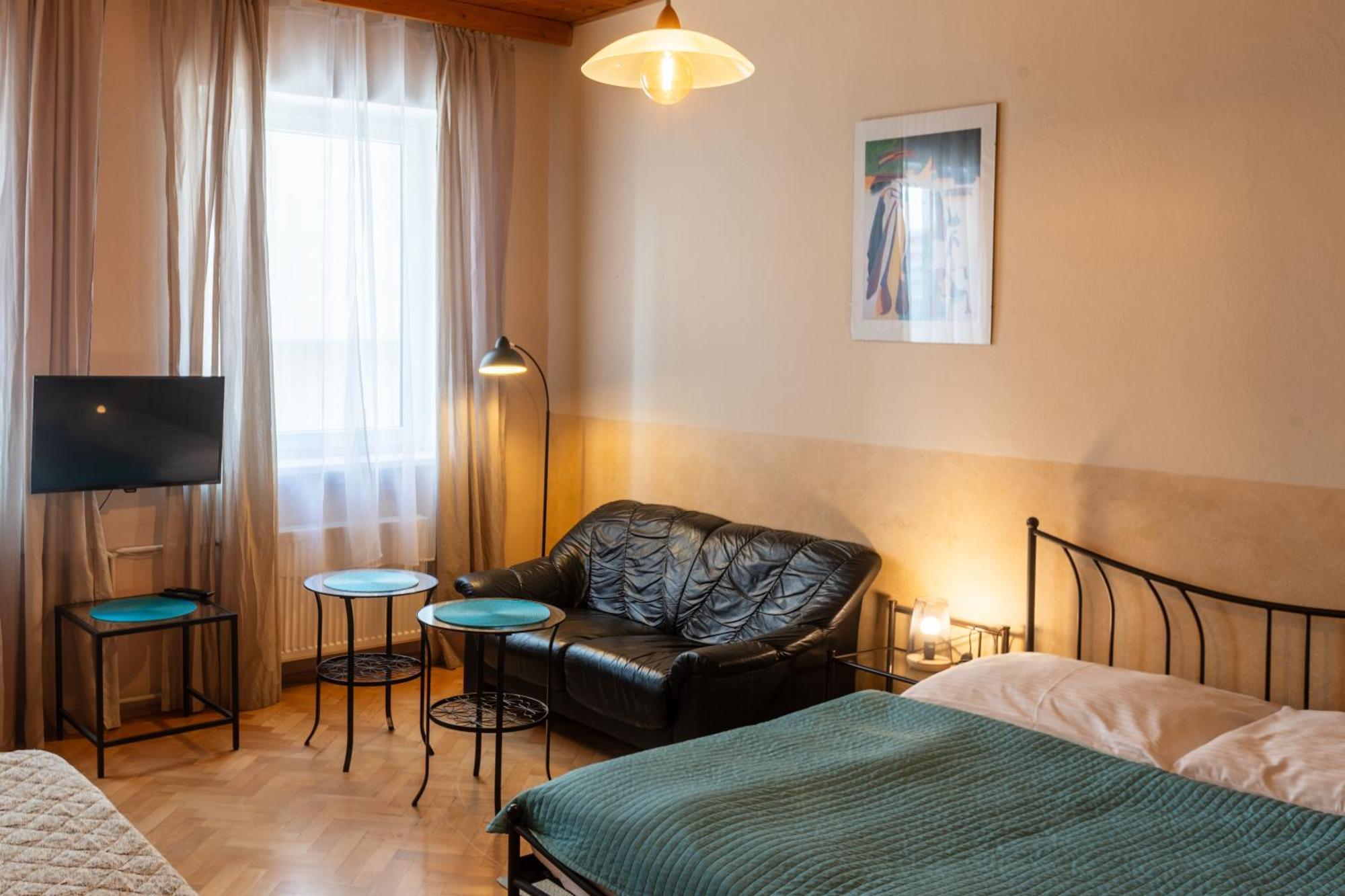 Hotel Atlas Ceske Budejovice Luaran gambar